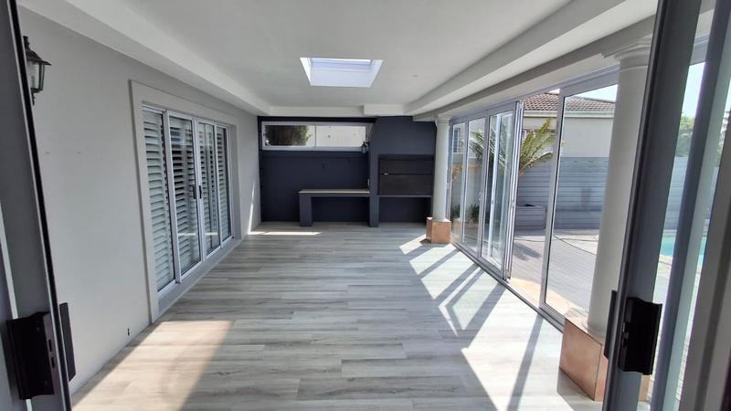 4 Bedroom Property for Sale in West Beach Western Cape